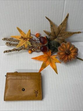 Frye Leather Card Wallet with Key Ring